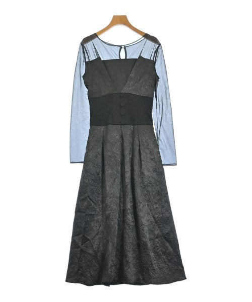 STUDIOUS ชุดเดรส