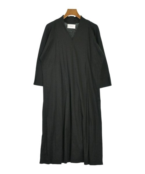 STUDIOUS ชุดเดรส