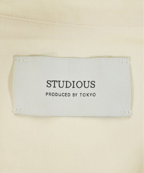 STUDIOUS เสื้อลำลอง