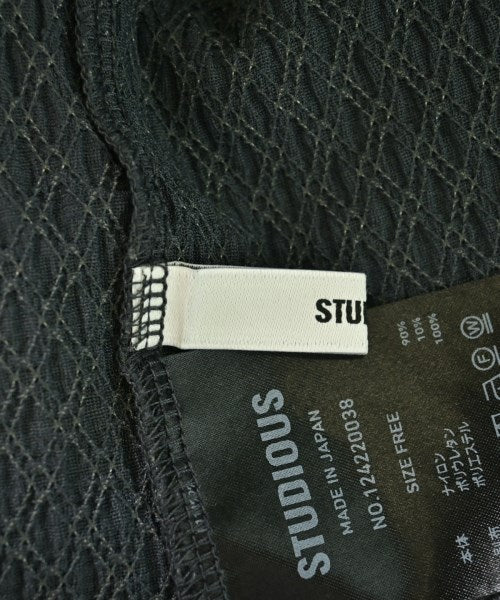 STUDIOUS เสื้อสตรี