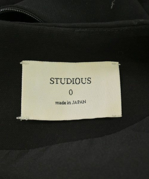STUDIOUS ชุดเดรส