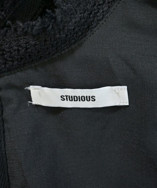 STUDIOUS เสื้อสตรี