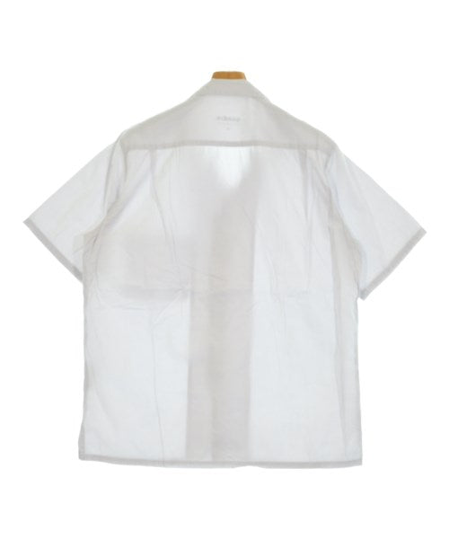 quadro เสื้อลำลอง