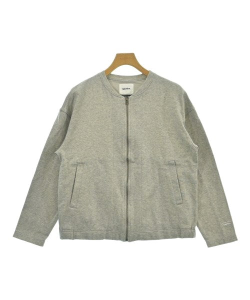 quadro เสื้อสเวตเตอร์