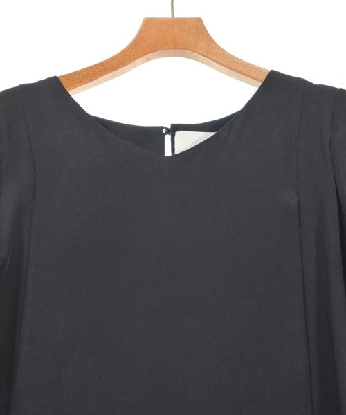 sawa takai ชุดเดรส