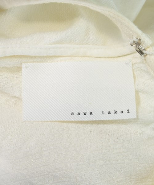 sawa takai เสื้อยืด/เสื้อท็อปส์