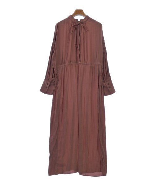 ELENDEEK ชุดเดรส