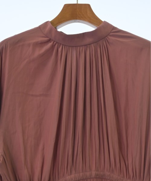 ELENDEEK ชุดเดรส