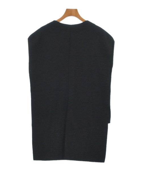 ELENDEEK เสื้อแขนกุด