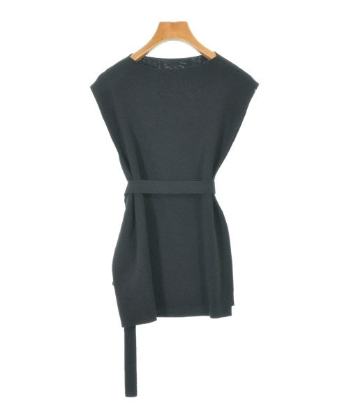 ELENDEEK เสื้อแขนกุด