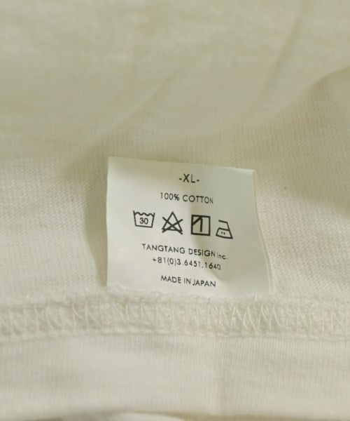 UN3D. เสื้อยืด/เสื้อท็อปส์