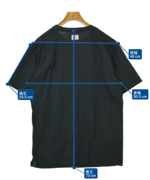 UN3D. เสื้อยืด/เสื้อท็อปส์