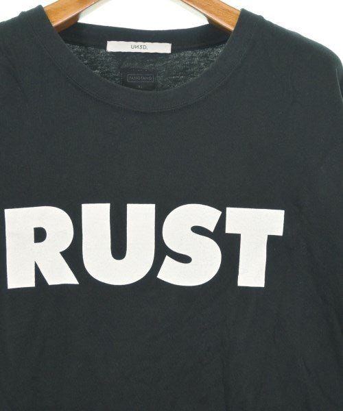 UN3D. เสื้อยืด/เสื้อท็อปส์