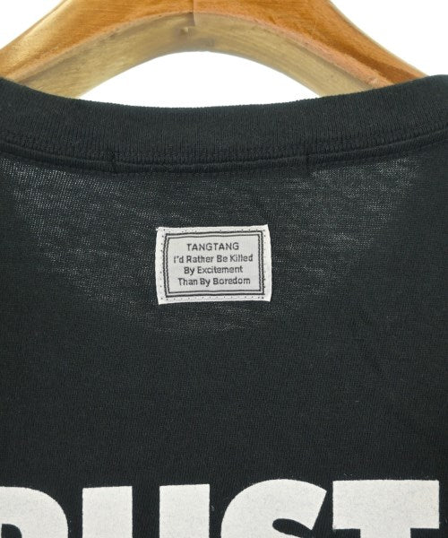 UN3D. เสื้อยืด/เสื้อท็อปส์