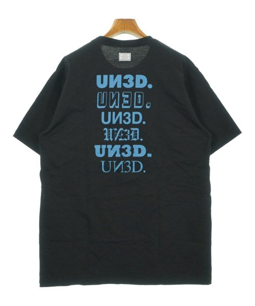 UN3D. เสื้อยืด/เสื้อท็อปส์