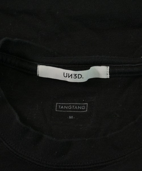 UN3D. เสื้อยืด/เสื้อท็อปส์