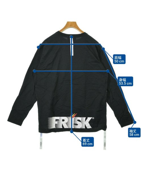 UN3D. เสื้อยืด/เสื้อท็อปส์