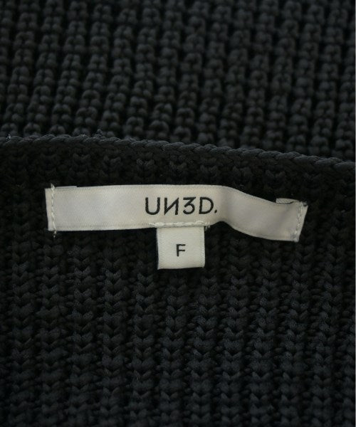 UN3D. เสื้อกันหนาว