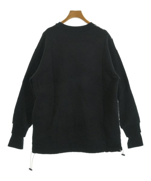 UN3D. เสื้อสเวตเตอร์