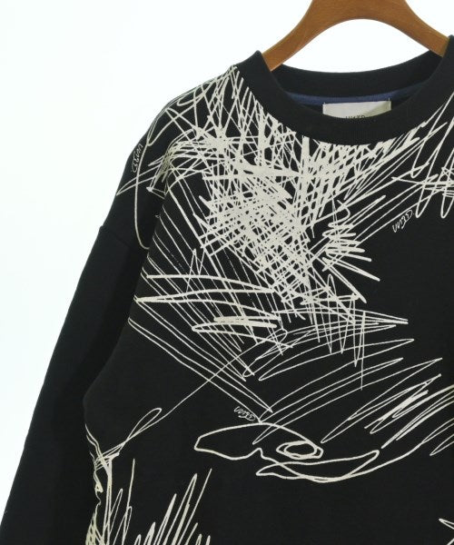 UN3D. เสื้อสเวตเตอร์