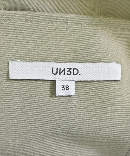 UN3D. ชุดเดรส