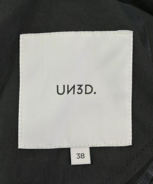 UN3D. เสื้อโค้ท
