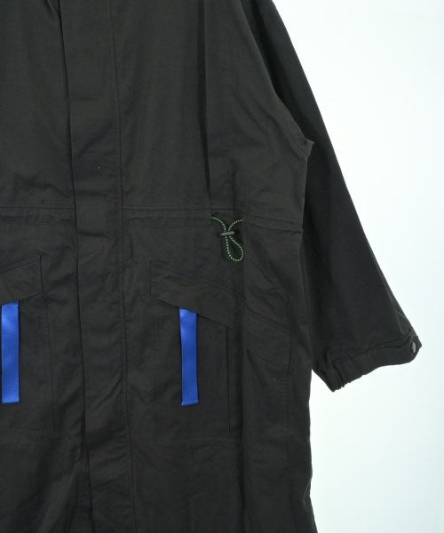 UN3D. เสื้อโค้ท