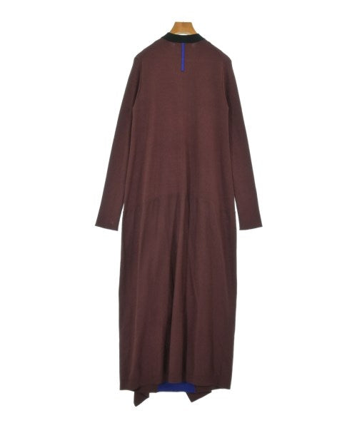 UN3D. ชุดเดรส