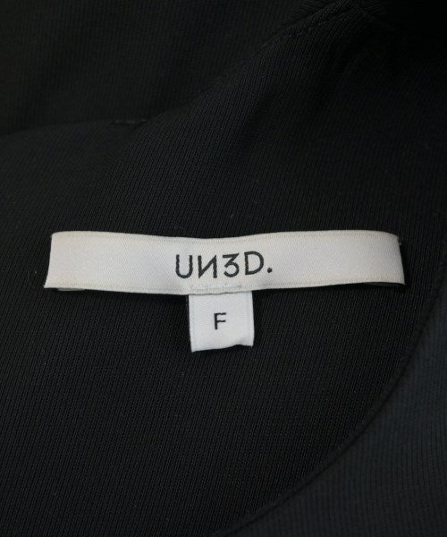 UN3D. เสื้อสตรี