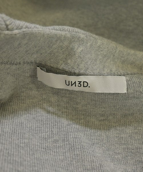 UN3D. เสื้อคาร์ดิแกน