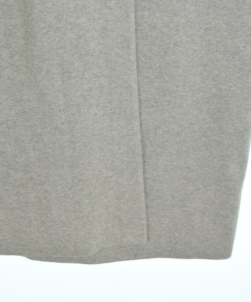 UN3D. เสื้อคาร์ดิแกน