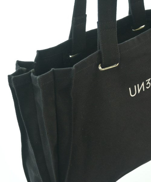 UN3D. กระเป๋าถือขนาดใหญ่