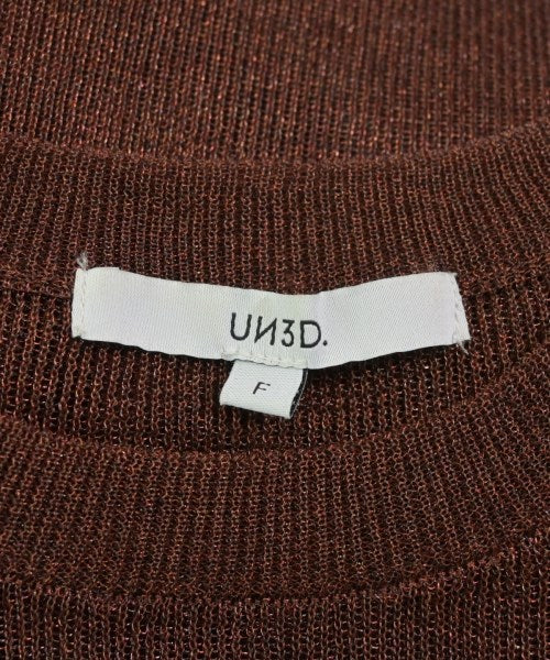 UN3D. เสื้อกันหนาว