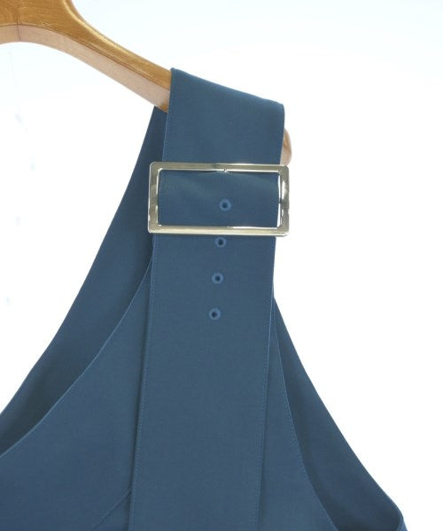 UN3D. ชุดเอี๊ยม/เสื้อคลุมหลวมๆ/จั๊มสูท