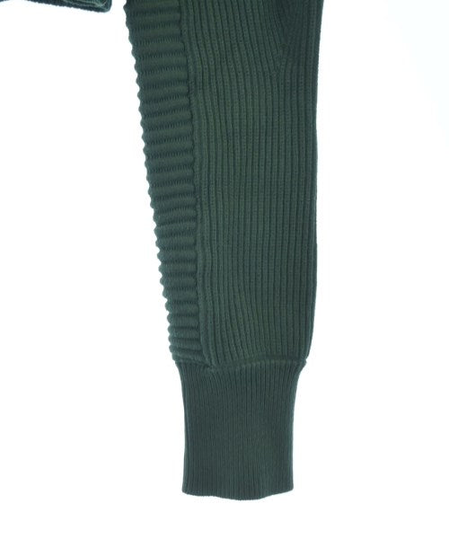 UN3D. เสื้อกันหนาว