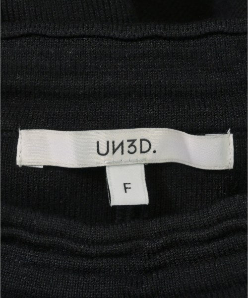 UN3D. ชุดเดรส