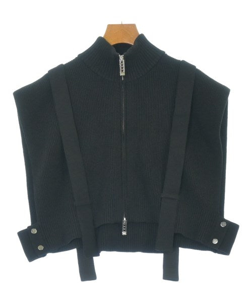 UN3D. เสื้อกันหนาว