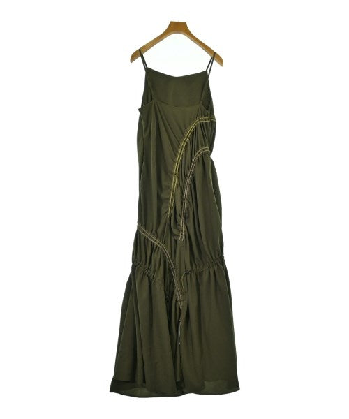 UN3D. ชุดเดรส