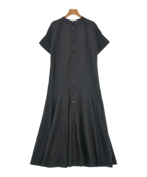 UN3D. ชุดเดรส