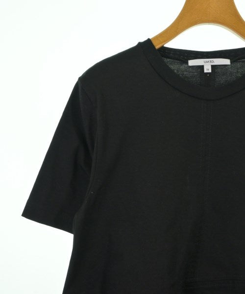 UN3D. เสื้อยืด/เสื้อท็อปส์