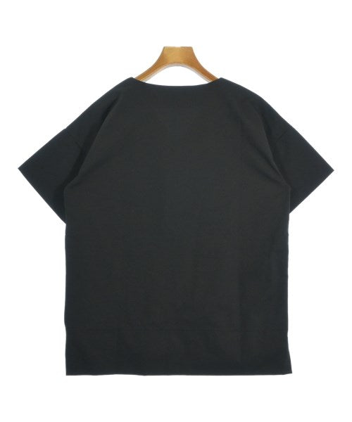 UN3D. เสื้อลำลอง