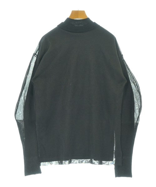 UN3D. เสื้อกันหนาว