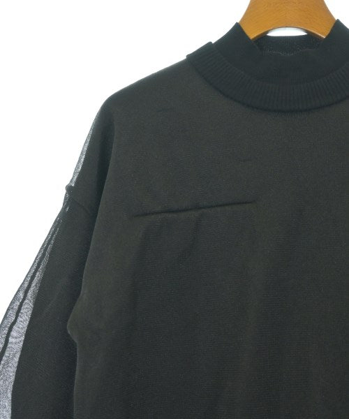 UN3D. เสื้อกันหนาว
