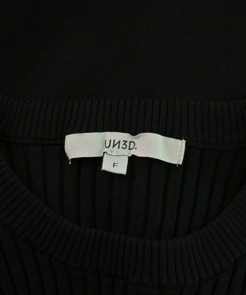 UN3D. เสื้อกันหนาว