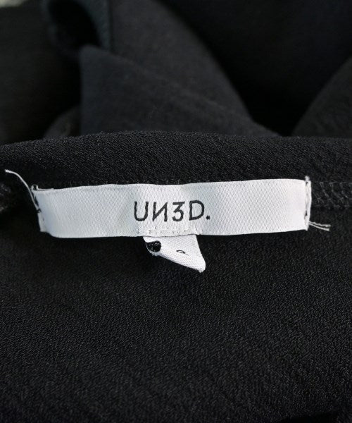 UN3D. ชุดเดรส