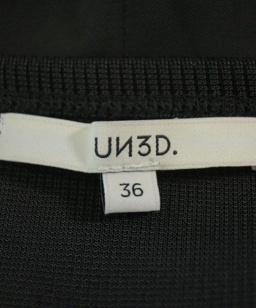 UN3D. ชุดเอี๊ยม/เสื้อคลุมหลวมๆ/จั๊มสูท