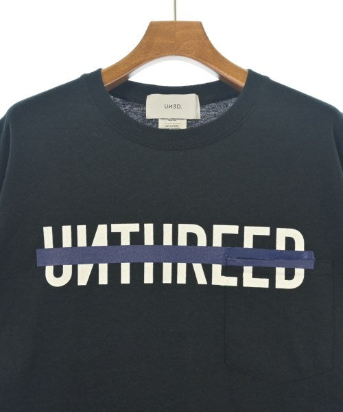 UN3D. เสื้อยืด/เสื้อท็อปส์