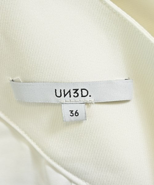 UN3D. ชุดเอี๊ยม/เสื้อคลุมหลวมๆ/จั๊มสูท