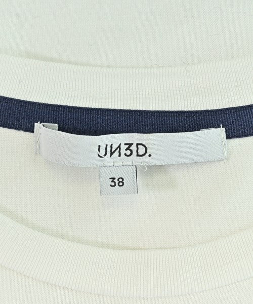 UN3D. เสื้อยืด/เสื้อท็อปส์