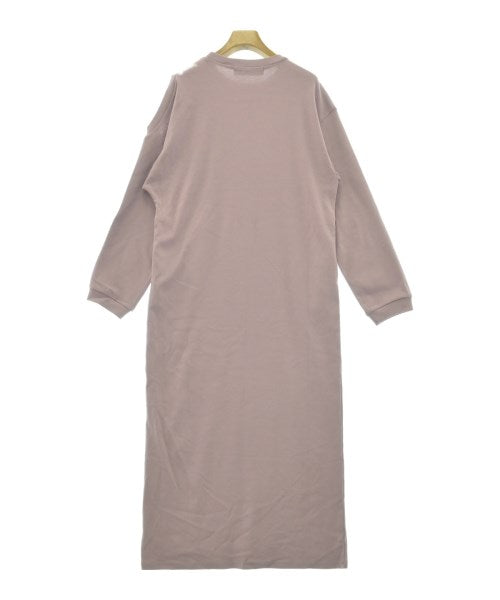 SOLOV ชุดเดรส